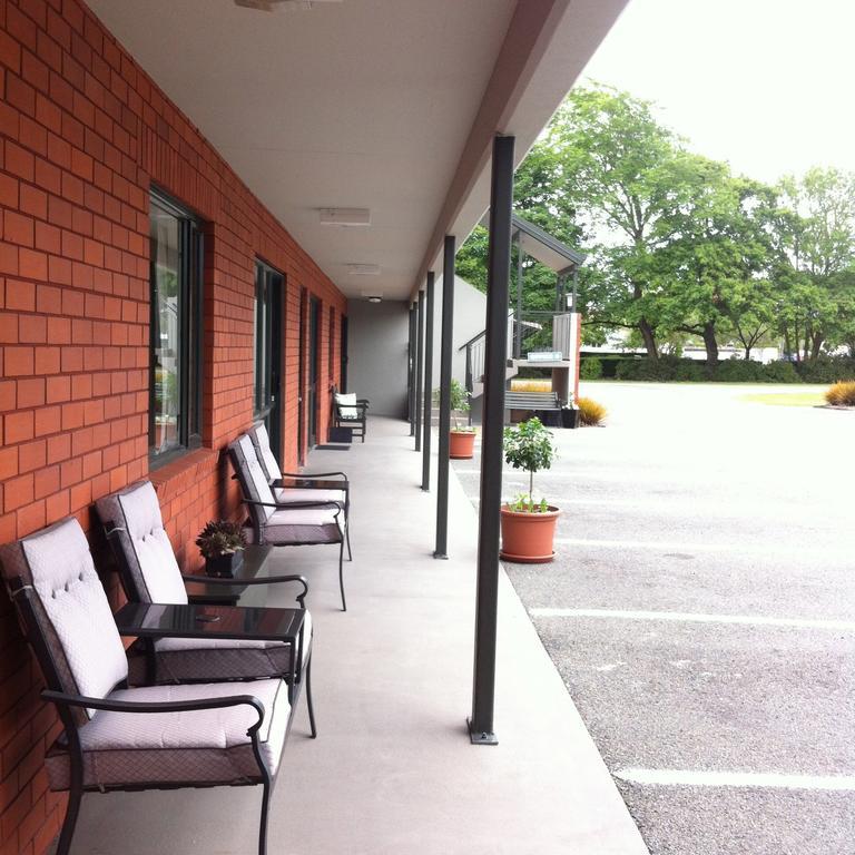 Motel Darfield 4*